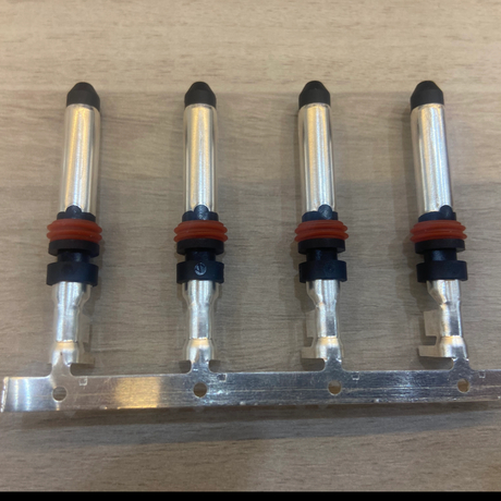 Außendurchmesser 6,0 mm, männlicher Stift mit Isoliergummi 