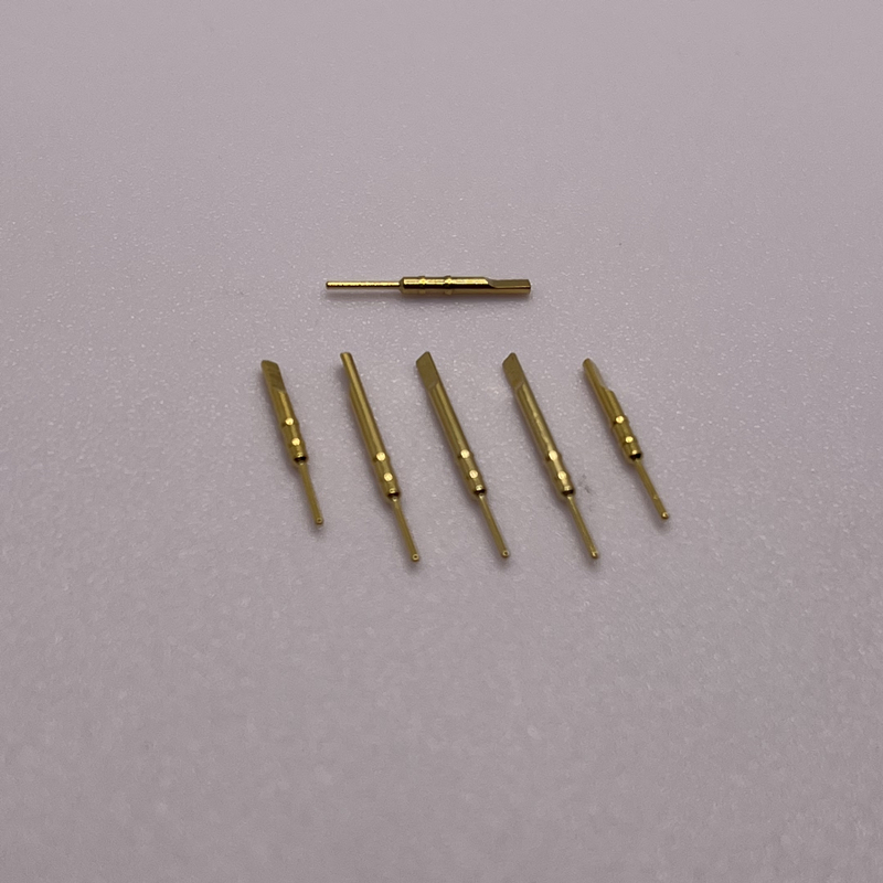 0,8 x 23 mm große Kontaktstifte für Industriesteckverbinder 