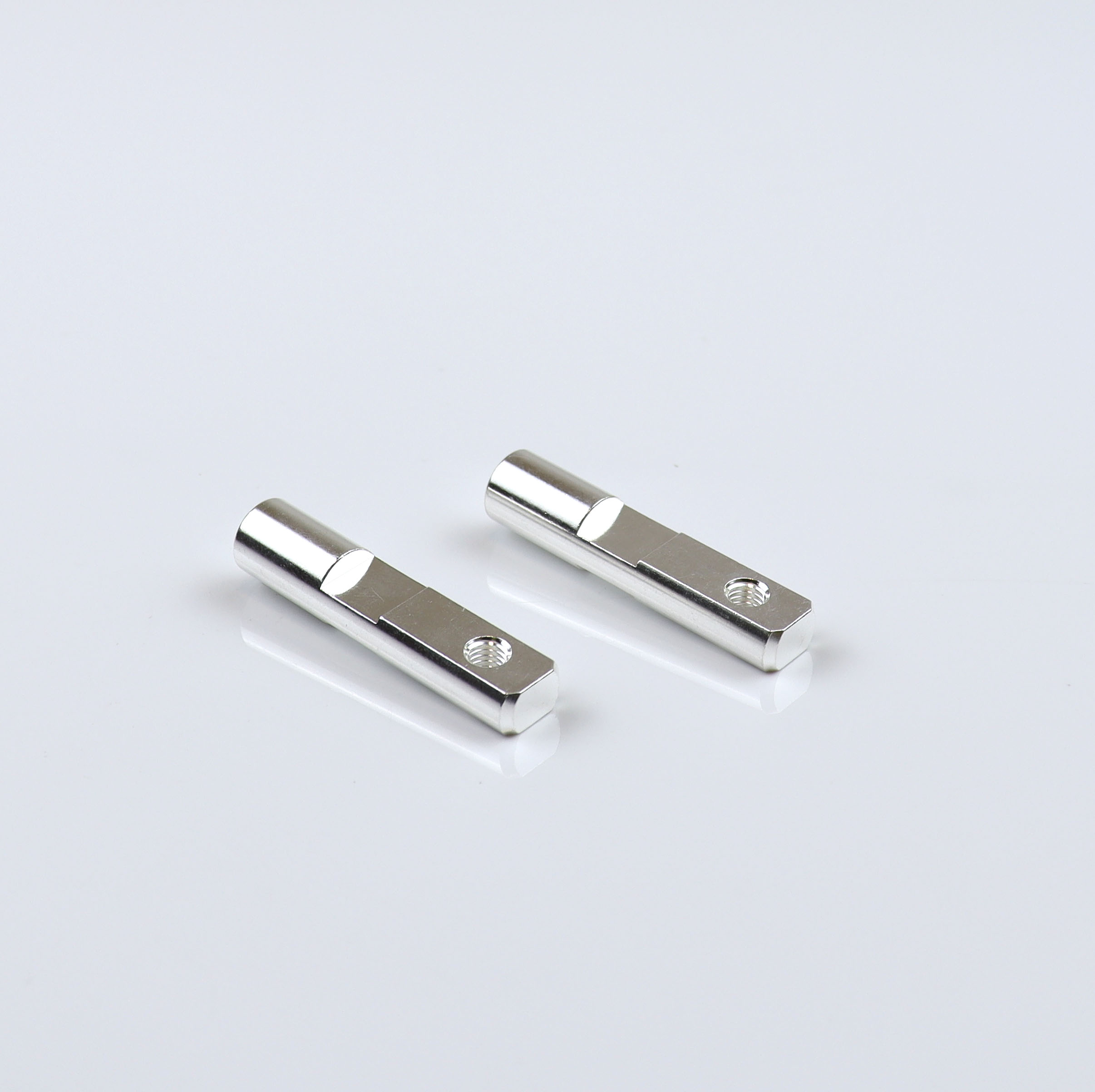 CNC-gestanzte Teile entwerfen tragbaren AC-Stecker DC-Stecker für den Ladeanschluss von Elektroautos zu Hause