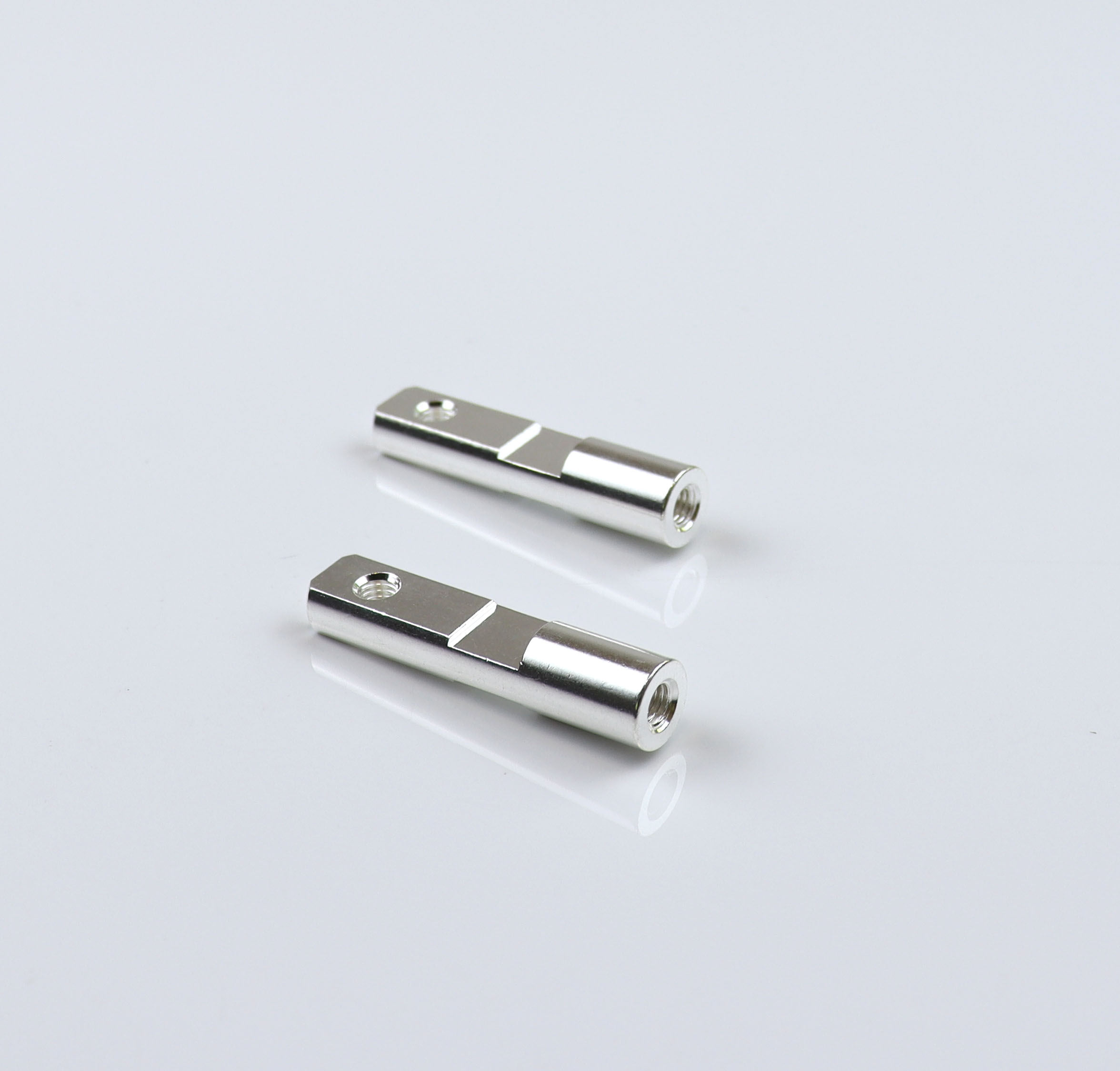CNC-gestanzte Teile entwerfen tragbaren AC-Stecker DC-Stecker für den Ladeanschluss von Elektroautos zu Hause